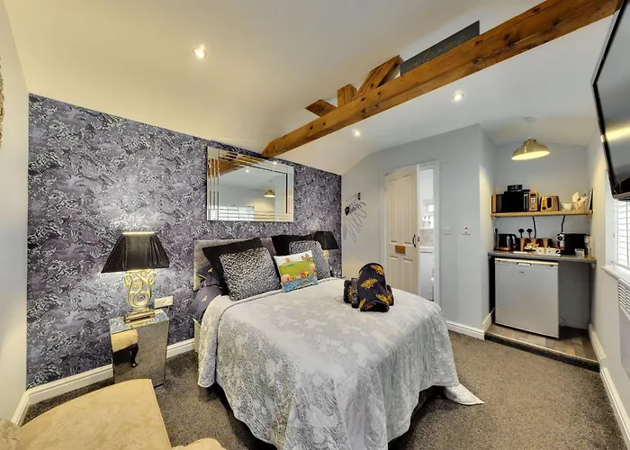 Romantic Retreat Near Abbey * ウィットビー