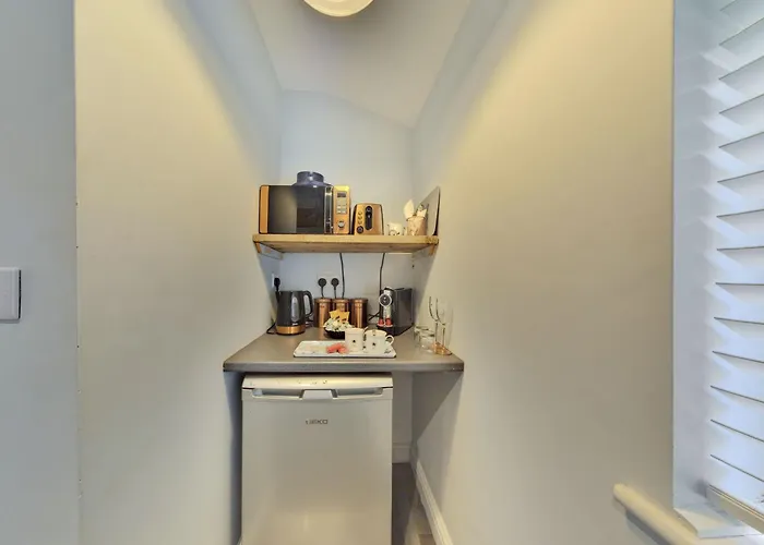 Romantic Retreat Near Abbey アパート